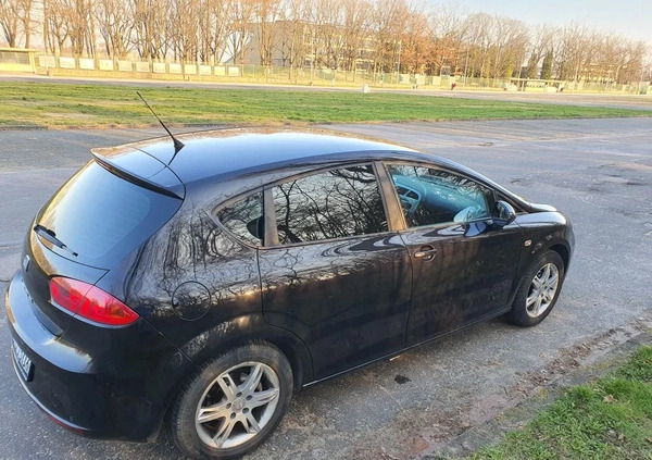 Seat Leon cena 19900 przebieg: 254000, rok produkcji 2010 z Warszawa małe 92